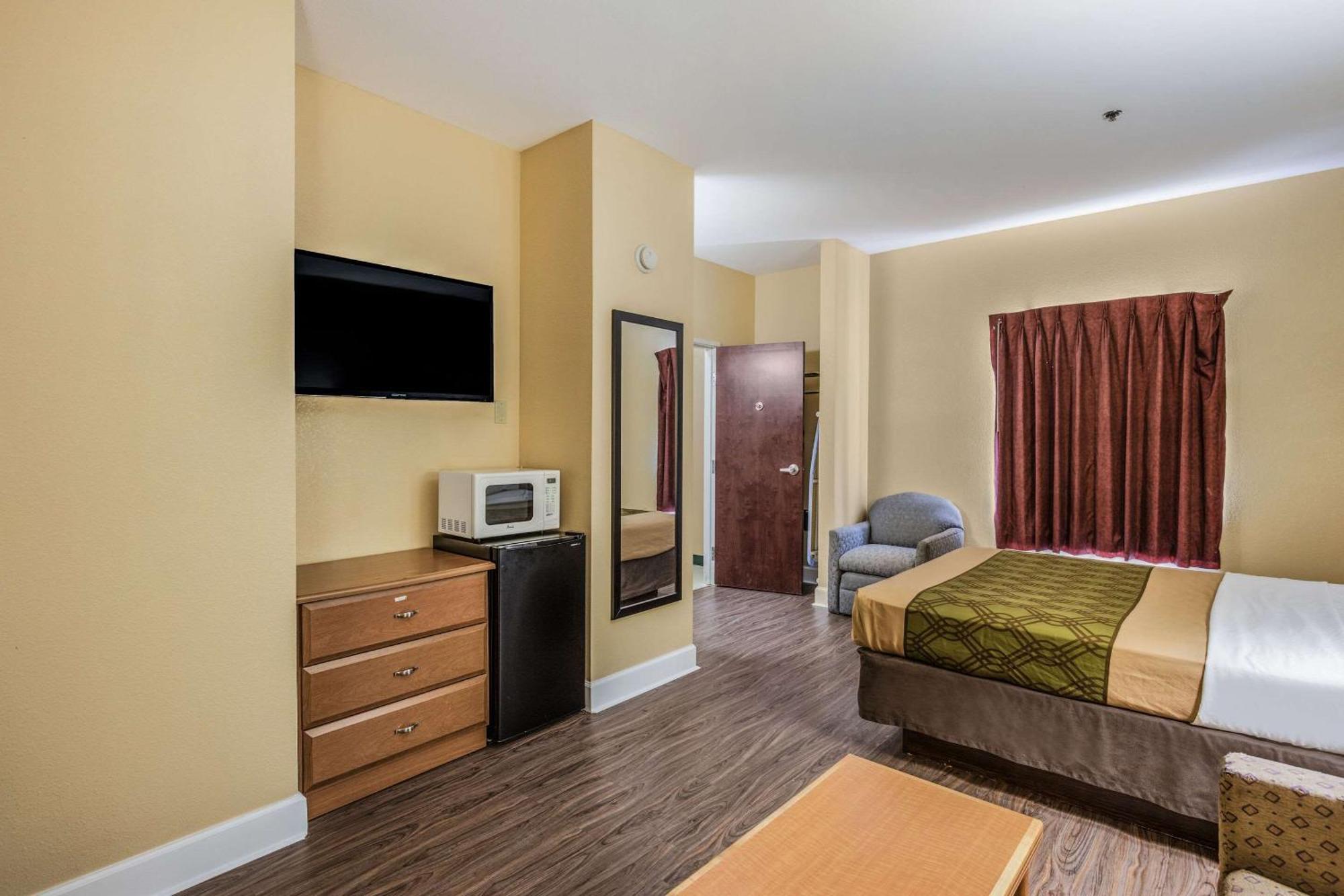 Econo Lodge Valdosta Quarto foto
